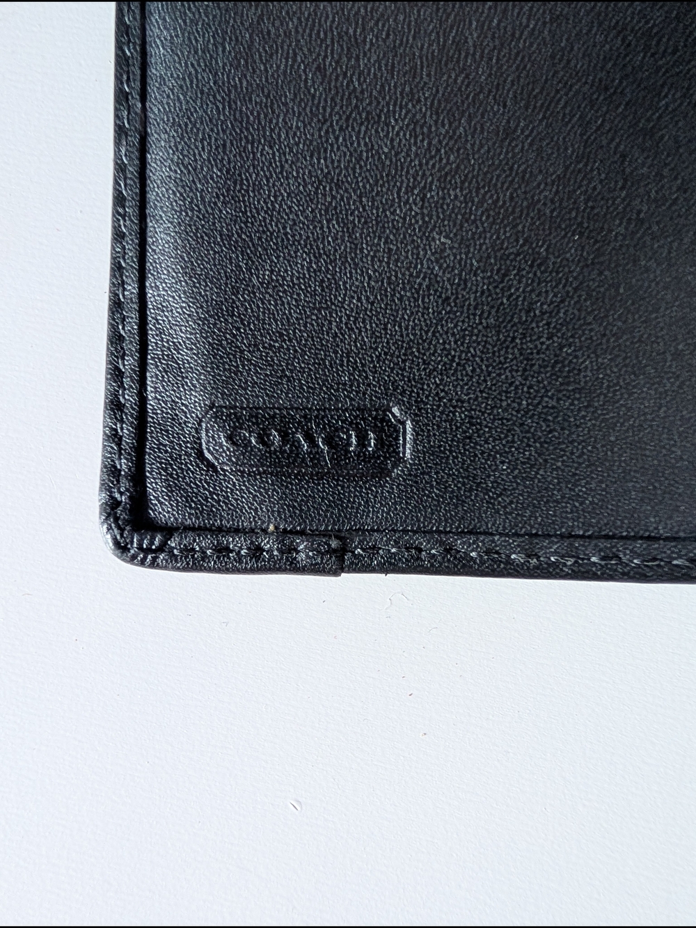 Coach Vintage Soho Black Leather Compact Wallet - Picture 9 of 11